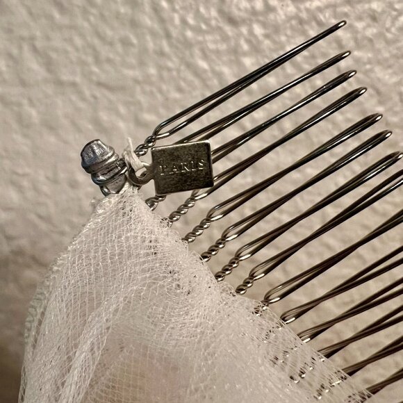 PARIS by Debra Moreland Alves Wedding Veil - Picture 2 of 8